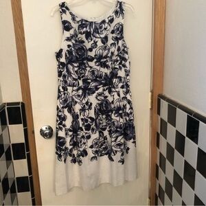 Talbots Flower Dress Exceptional Quality Dress Up Your Fashion Style 12P Trendy